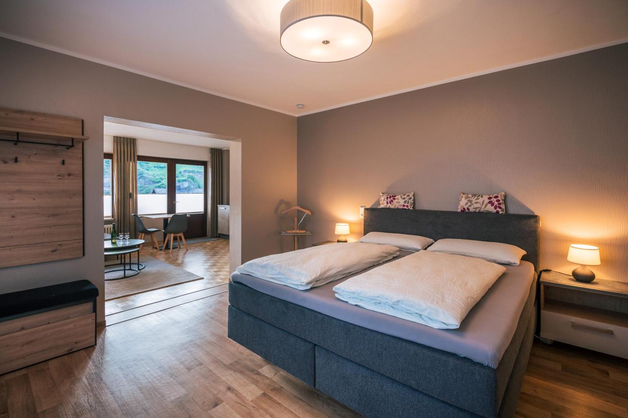 Bed and Breakfast Ferienweingut Hirschen Schulstrasse Burg  Exterior foto